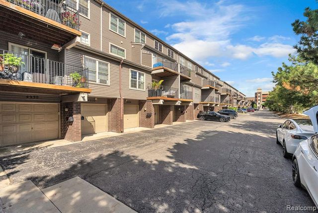 4236 Schaefer Road, Dearborn, MI 48126