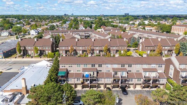 4236 Schaefer Road, Dearborn, MI 48126