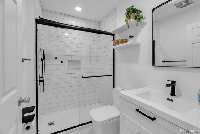 4236 Schaefer Road, Dearborn, MI 48126