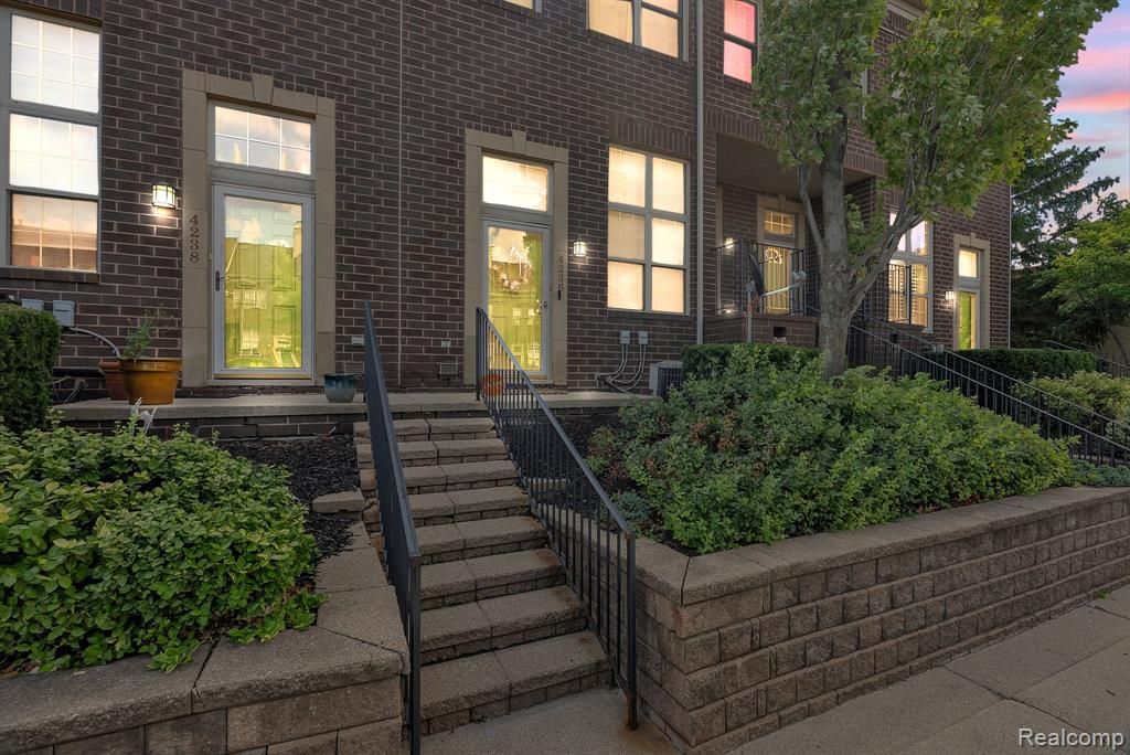 4236 Schaefer Road, Dearborn, MI 48126