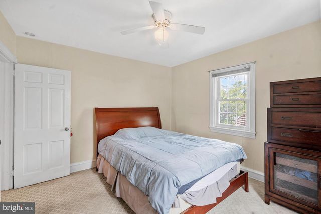 14 WINDSOR CIR, Springfield, PA 19064