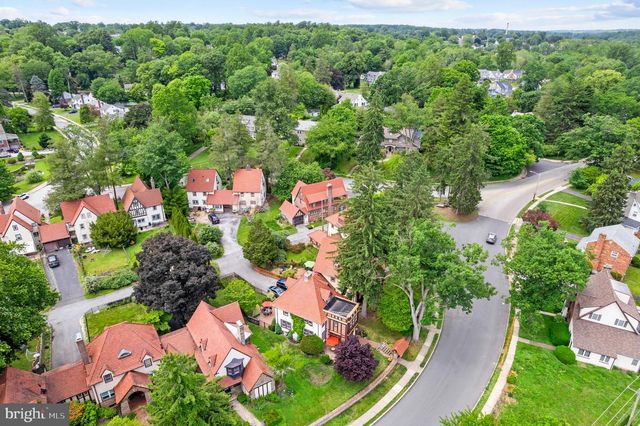 14 WINDSOR CIR, Springfield, PA 19064