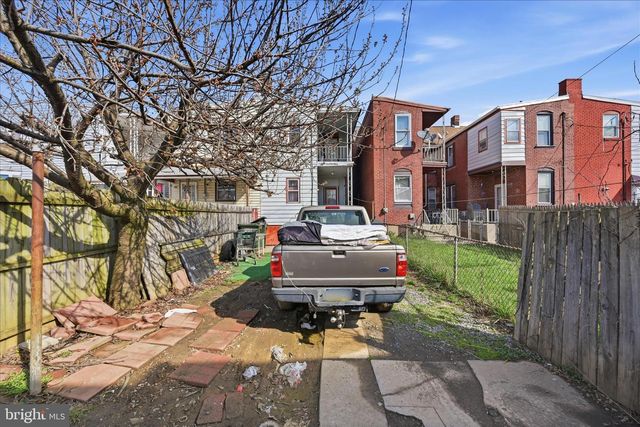 26 LEHMAN ST, Lebanon, PA 17046