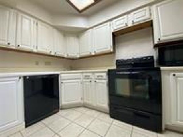 921 Marine Drive 309, Galveston, TX 77550