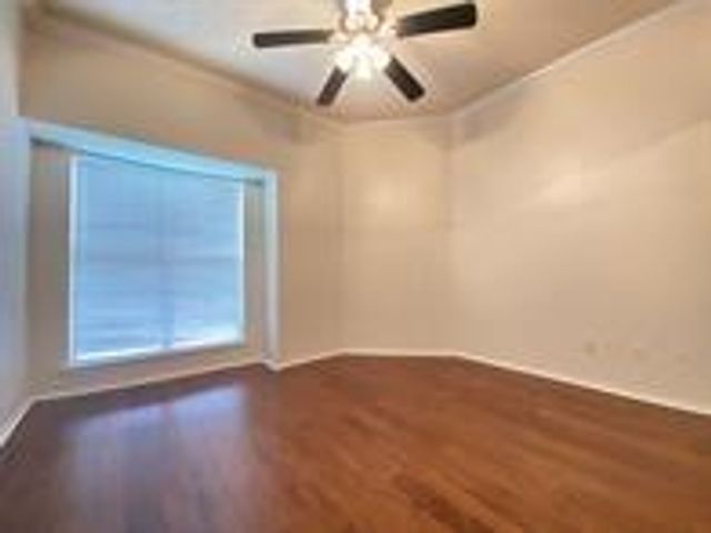 921 Marine Drive 309, Galveston, TX 77550