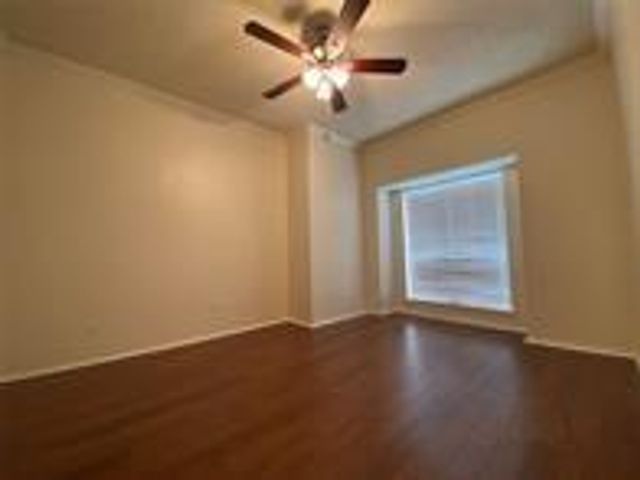 921 Marine Drive 309, Galveston, TX 77550
