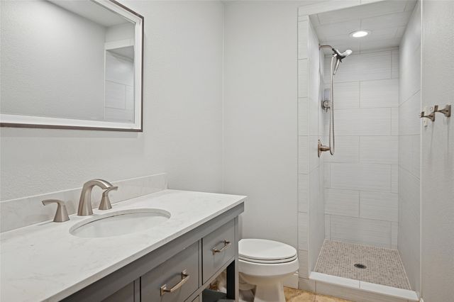 11312 Park Central Place B, Dallas, TX 75230