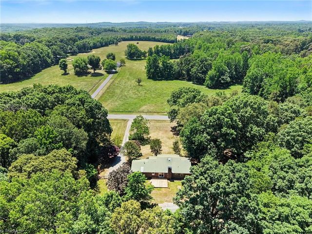 2975 Benny Lineberry Road, Climax, NC 27233
