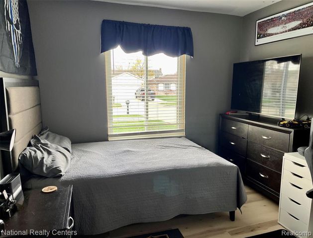 15719 Golden Drive, Macomb, MI 48044