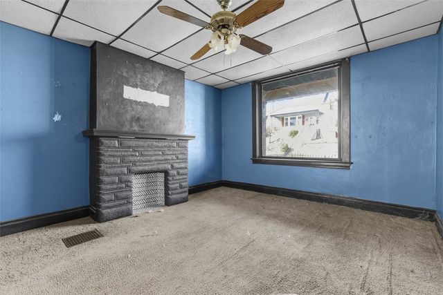 256 E Meyers St, Carrick, PA 15210