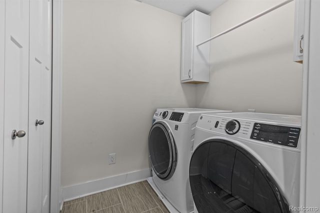 1035 Engelhardt Strasse Street, Spring Arbor Township, MI 49201