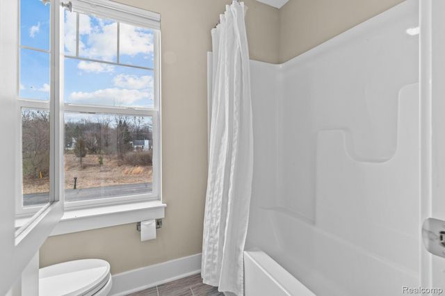 1035 Engelhardt Strasse Street, Spring Arbor Township, MI 49201