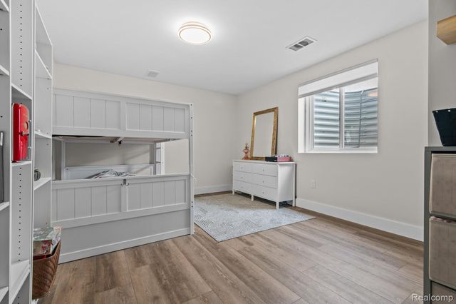 1035 Engelhardt Strasse Street, Spring Arbor Township, MI 49201