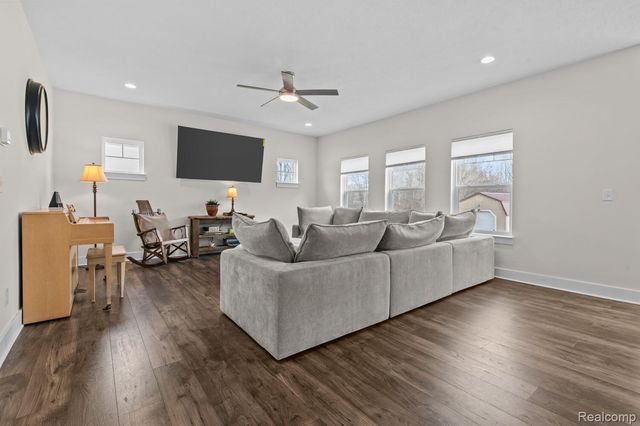 1035 Engelhardt Strasse Street, Spring Arbor Township, MI 49201