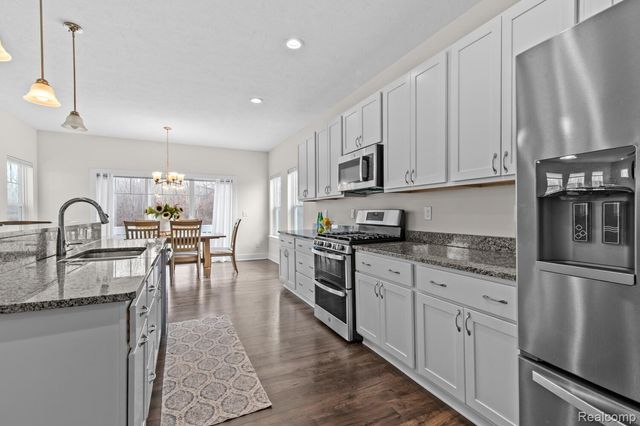 1035 Engelhardt Strasse Street, Spring Arbor Township, MI 49201