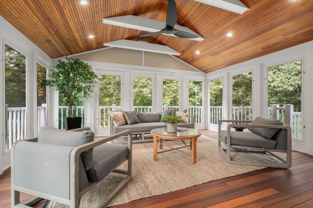 42 Sheridan Rd, Wellesley, MA 02481