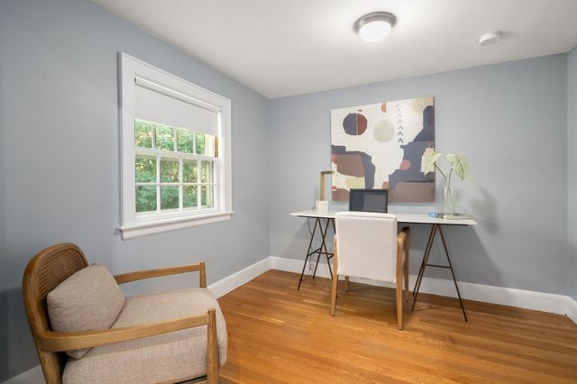 42 Sheridan Rd, Wellesley, MA 02481