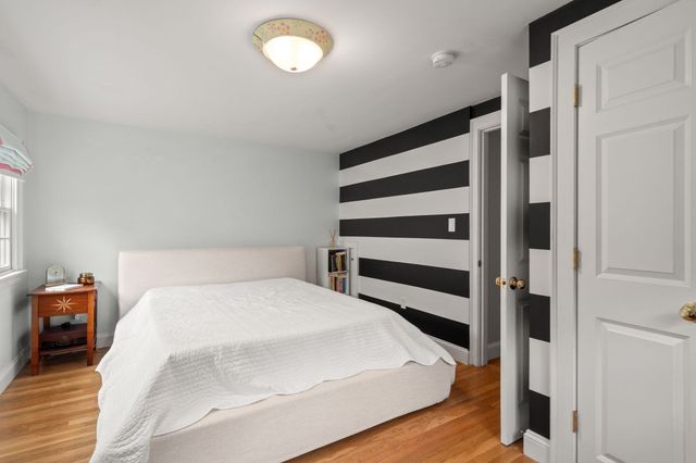 42 Sheridan Rd, Wellesley, MA 02481