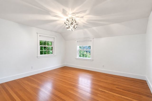 42 Sheridan Rd, Wellesley, MA 02481