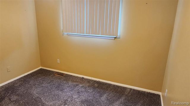 331 Detroit Street, Trenton, MI 48183