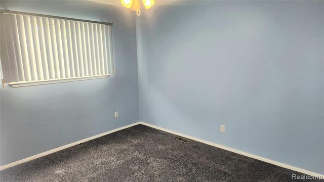 331 Detroit Street, Trenton, MI 48183