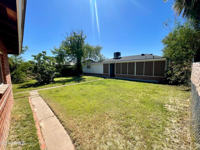 1802 E MISSOURI Avenue, Phoenix, AZ 85016