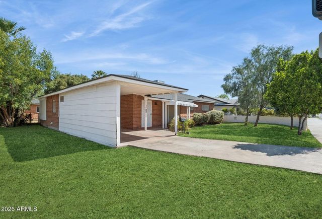 1802 E MISSOURI Avenue, Phoenix, AZ 85016