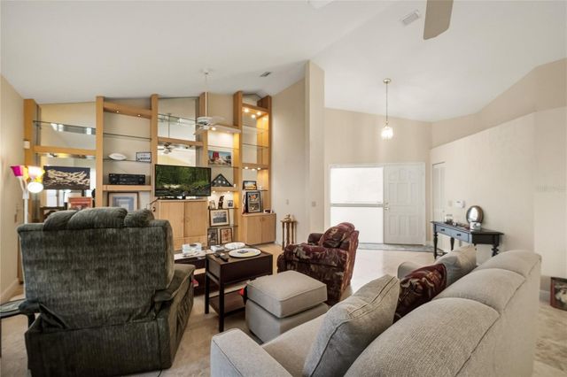 58 WINDSOR LANE, Palm Beach Gardens, FL 33418