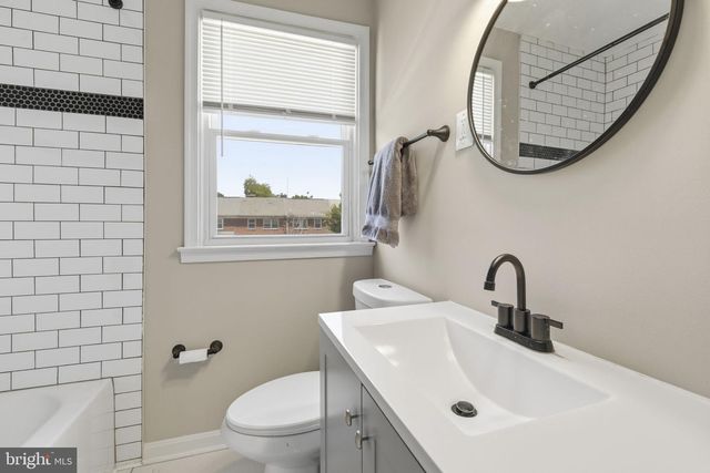 1733 WHITE OAK AVE, Parkville, MD 21234
