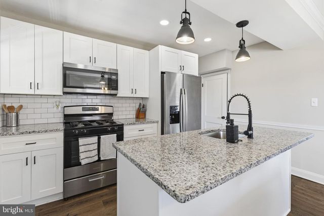 1733 WHITE OAK AVE, Parkville, MD 21234