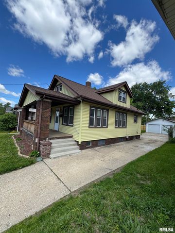 715 W CORRINGTON Avenue, Peoria, IL 61604