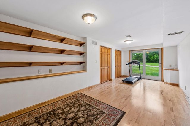 5810 Main Street W, Maple Plain, MN 55359