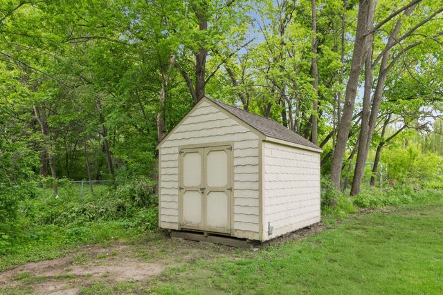5810 Main Street W, Maple Plain, MN 55359