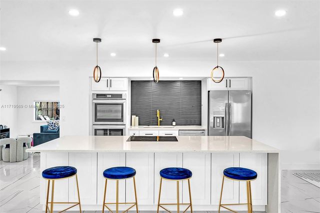 4024 Jefferson St, Hollywood, FL 33021