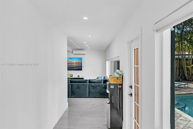 4024 Jefferson St, Hollywood, FL 33021