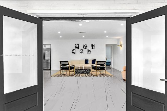 4024 Jefferson St, Hollywood, FL 33021