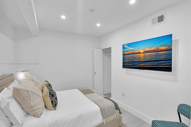 4024 Jefferson St, Hollywood, FL 33021