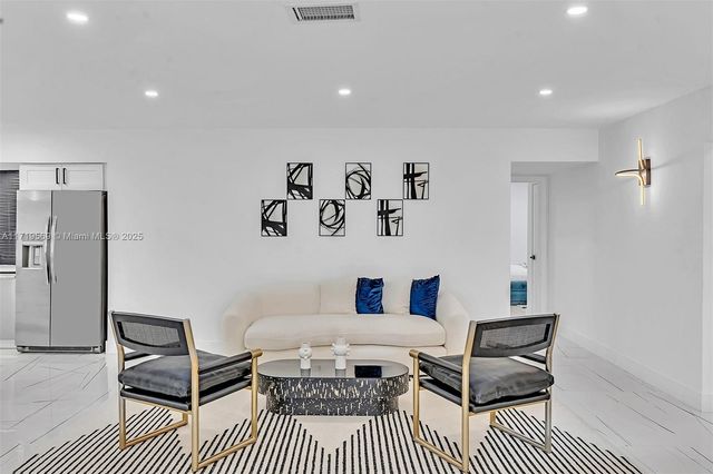 4024 Jefferson St, Hollywood, FL 33021