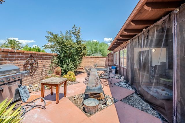 468 W Esperanza Boulevard, Green Valley, AZ 85614