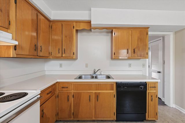 1531 E Knollwood Cir, Clarksville, TN 37043