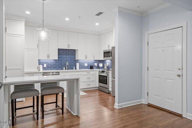 3001 Anderson Drive 103, Raleigh, NC 27609