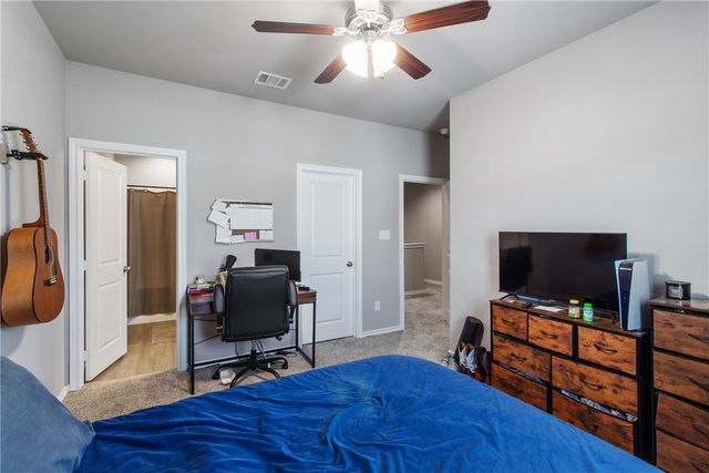 510 Momma Bear Drive, College Station, TX 77845