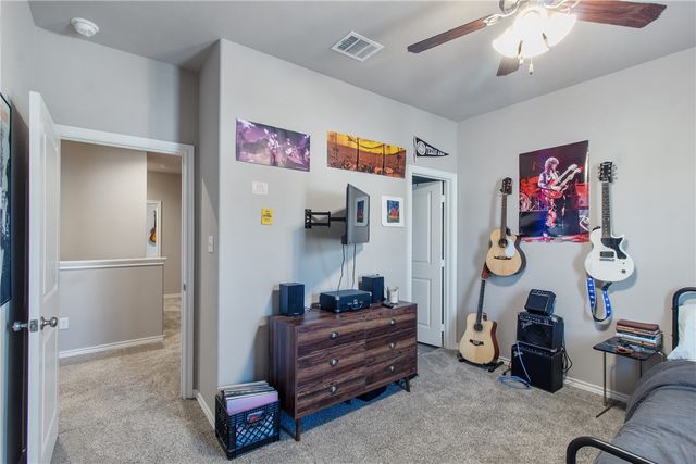 510 Momma Bear Drive, College Station, TX 77845