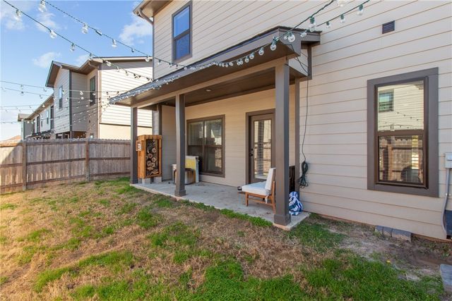 510 Momma Bear Drive, College Station, TX 77845