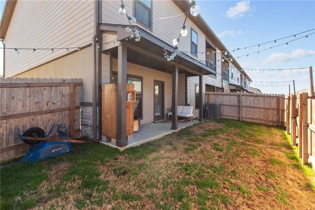 510 Momma Bear Drive, College Station, TX 77845