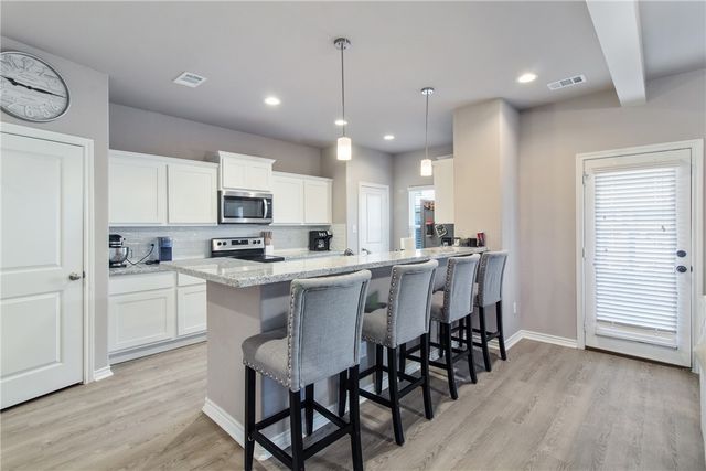 510 Momma Bear Drive, College Station, TX 77845