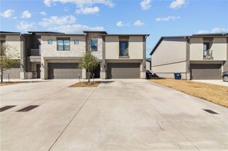 510 Momma Bear Drive, College Station, TX 77845