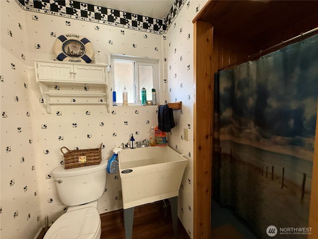 1207 215th Lane, Ocean Park, WA 98640