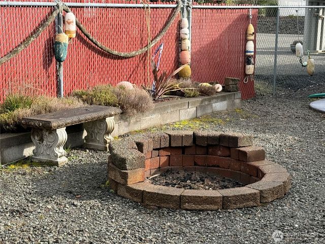 1207 215th Lane, Ocean Park, WA 98640