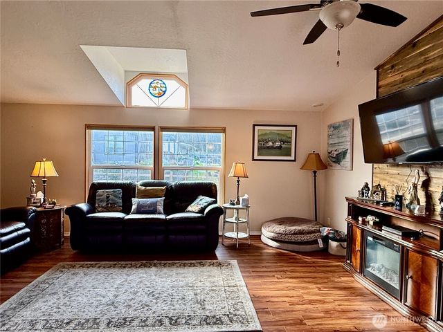 1207 215th Lane, Ocean Park, WA 98640